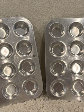 Vintage Foley Mini Muffin Tin Set - Silver